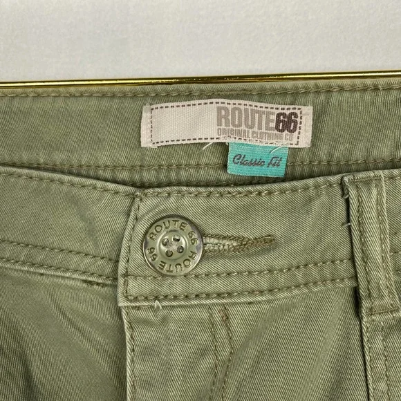 Route 66 Women's Size 12 Green‎ Classic Fit Cutoff Jean Shorts - Picture 2 of 7